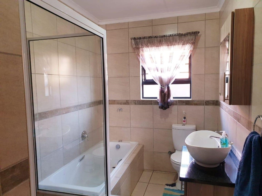 3 Bedroom Property for Sale in Baillie Park North West